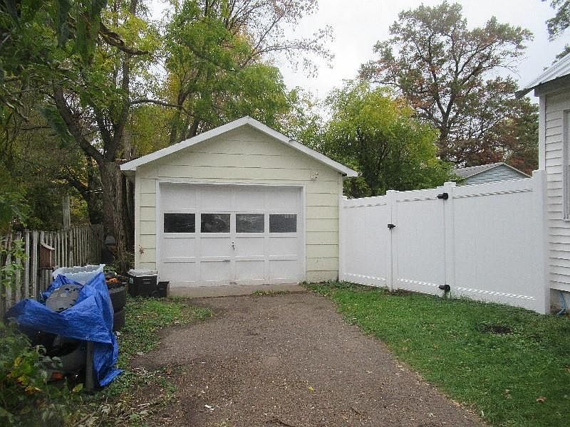 409 Poplar St, Spooner, WI 54801 MLS 1570441 Zillow