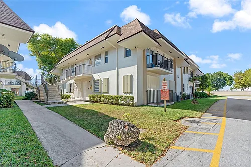 7111 SW 129th Ave #6 Photo 1