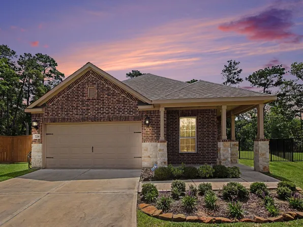 728 Fallen Hemlock Ct, Conroe, TX 77304