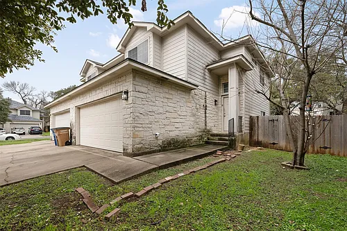 1720 Constantino Cir #B Photo 1