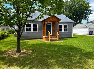24318 Gertrude St, Parksley, VA 23421