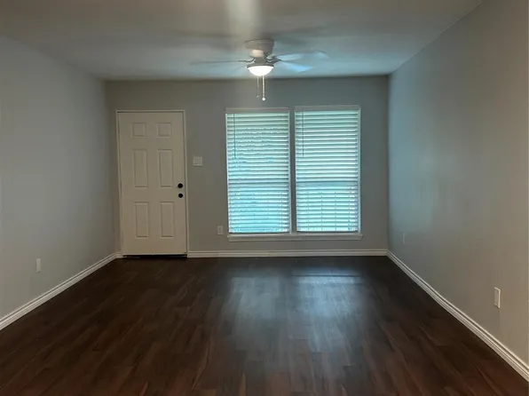 5625 Antoine Dr APT 1016, Houston, TX 77091