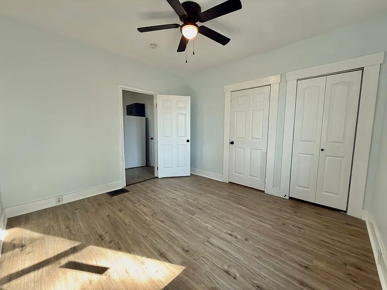 5912 Elmwood Ave — Photo 11