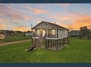 1124 Overton Ave, Pt Bolivar, TX 77650