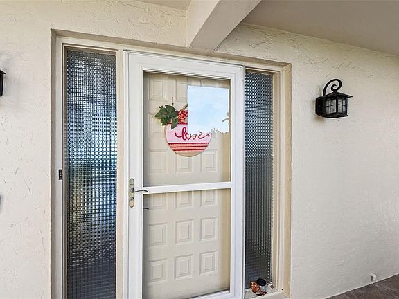 3rd image of 1 Colony Point Dr APT A7