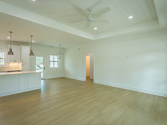 3rd image of 235 Pond Away Ct