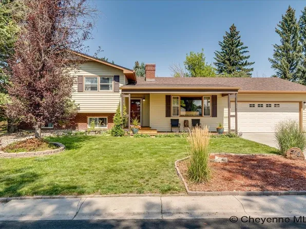 518 Dartmouth Ln, Cheyenne, WY 82009