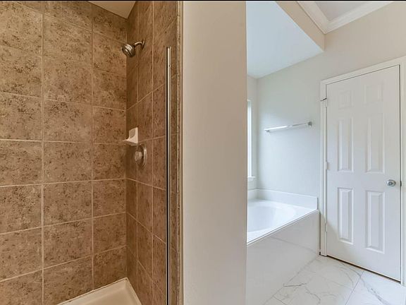 2nd image of 20607 Providence Point Dr