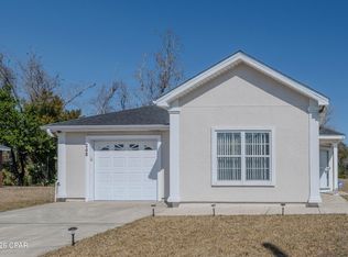 245 Hannover Cir, Panama City, FL 32404