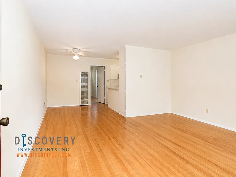 Brandon St. 1730 — Photo 7