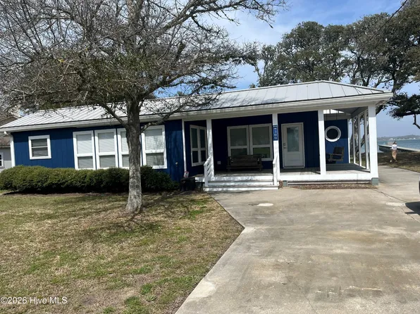300 Forest Knoll Drive, Atlantic Beach, NC 28512