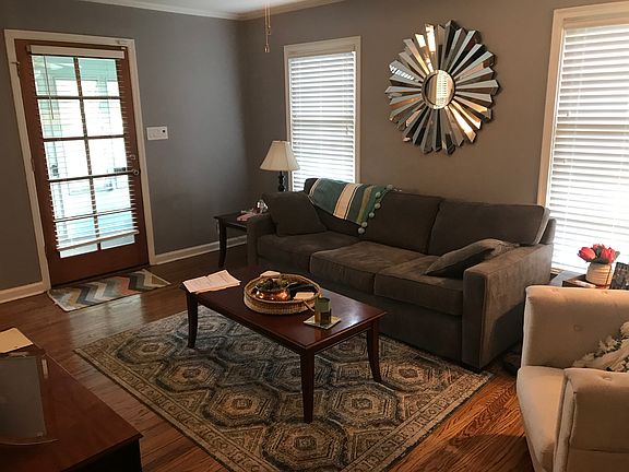 2nd image of 6006 Kingsley Dr