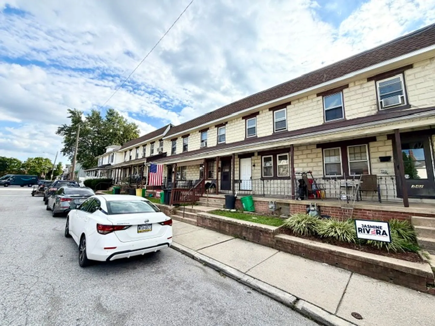 3-Bedroom, 1-Bath Townhouse for Rent — Photo 2