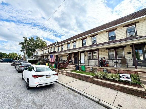 2nd image of 344 Lexington St
