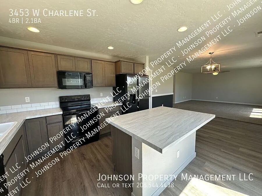 Home in South Meridian! Very close to future Costco location! Very nice Sub. Pool — Photo 2