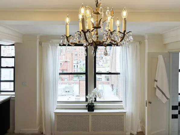 333 East 53rd Street 9N image 2 of 21