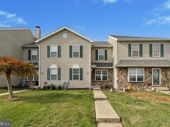 1225 Pin Oak Dr, Perkiomenville, PA 18074