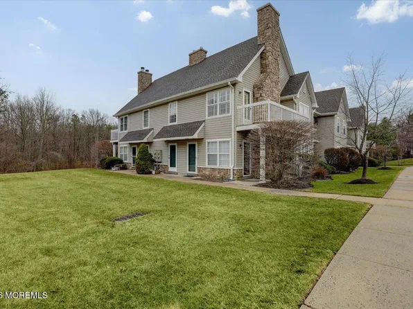 54 Des Moines Court, Tinton Falls, NJ 07712