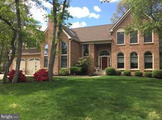 8 Foxboro Ct, Voorhees, NJ 08043