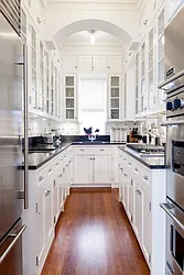 Sold by Nest Seekers International