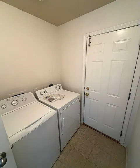 4937 E Portside Ct — Photo 8