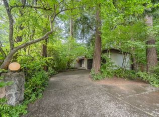 8635 SW 52nd Ave, Portland, OR 97219