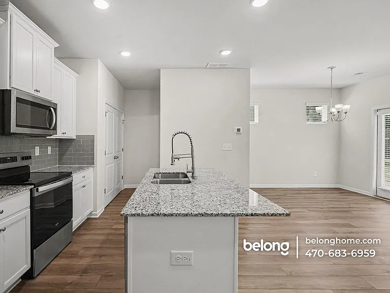 1242 Riverstone Rd — Photo 6