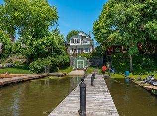370 Stone St S, Gananoque, ON K7G 2A4