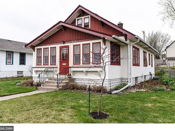 3rd image of 3239 Irving Ave N