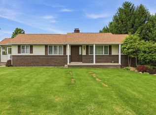116 Woodland Acres Ln, Belle Vernon, PA 15012