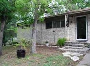 907 Possum Trot St #B, Austin, TX 78703