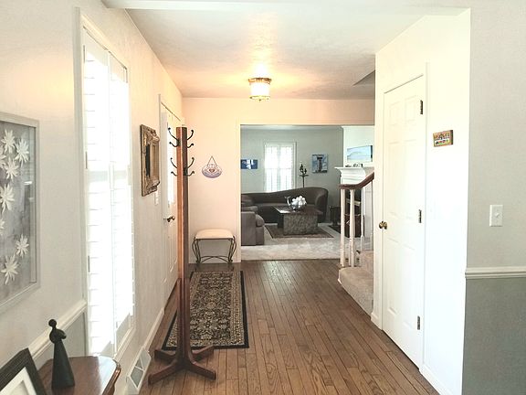 Natural hardwood entry