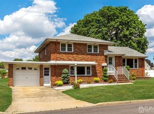 24 Reseau Ave, South Amboy, NJ 08879