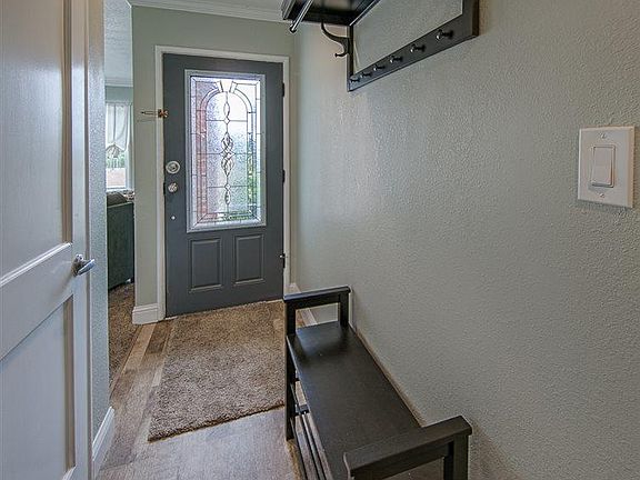 5th image of 4118 Moreland Dr