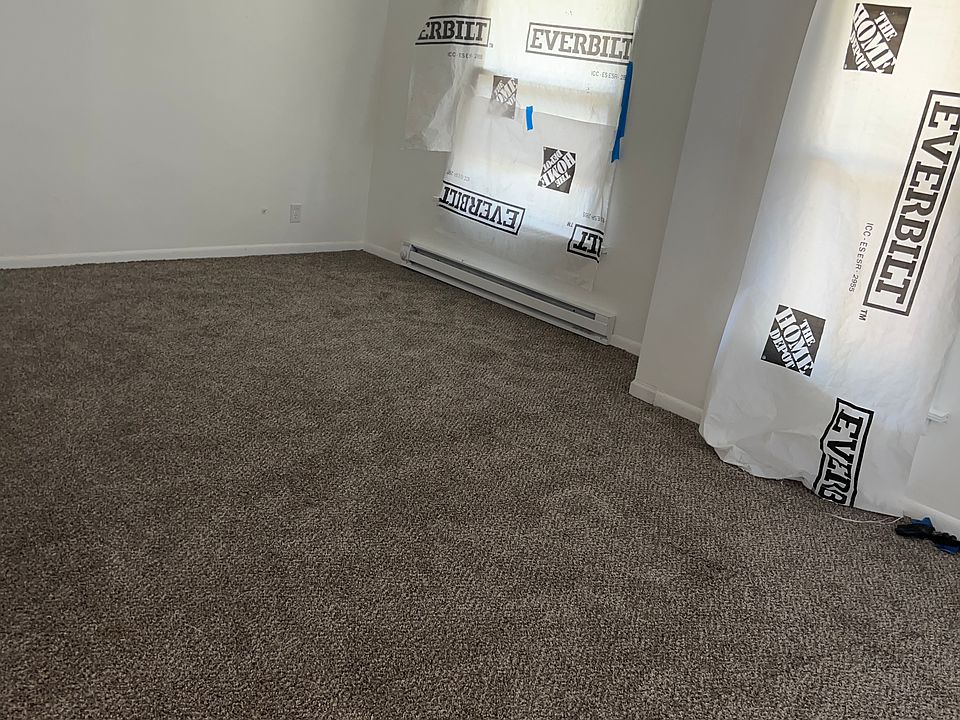 1st image of 619 Orchard St