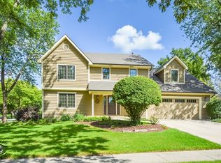 1440 Acorn Ave, Downers Grove, IL 60515