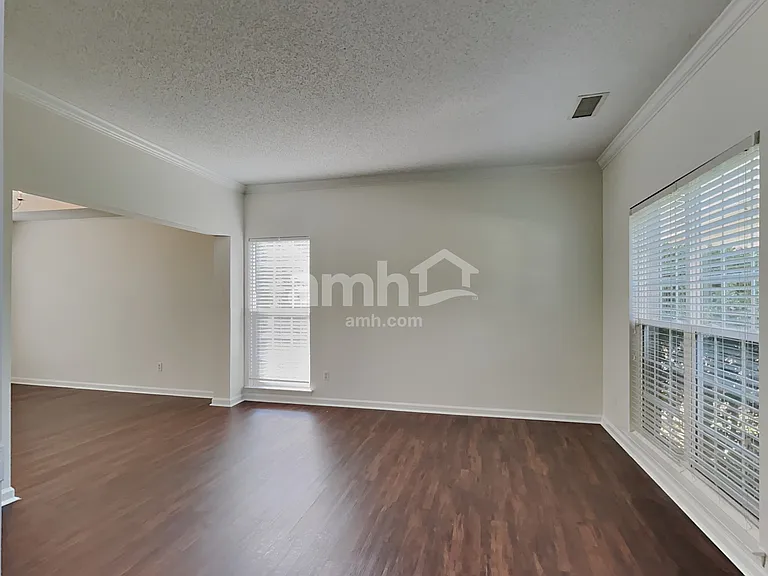 3507 Lusby Ct — Photo 7