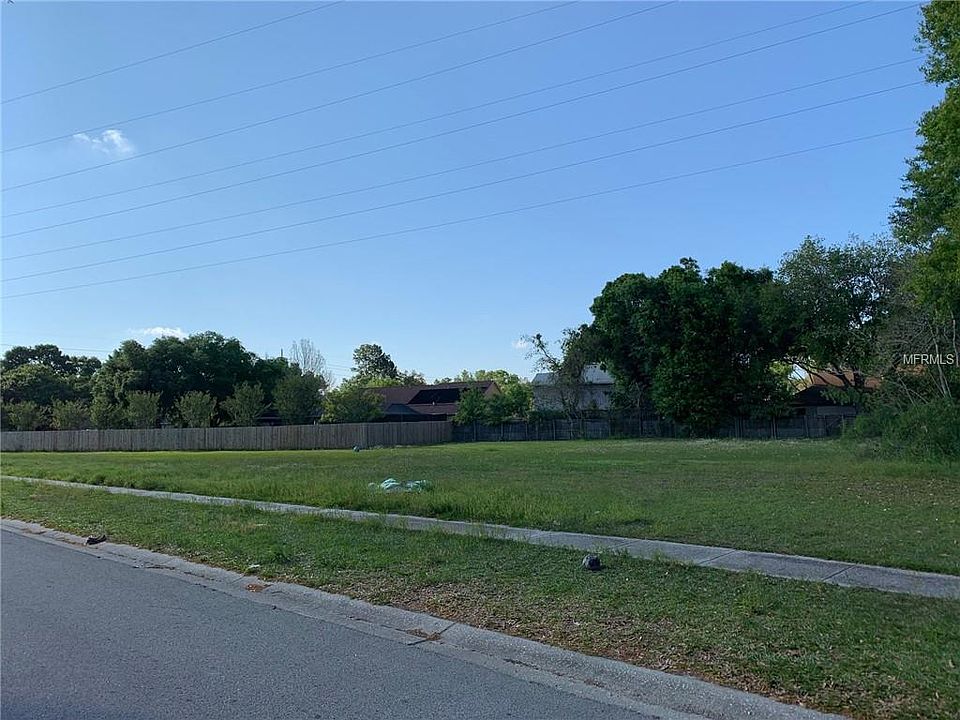 2nd image of Laurel Dale