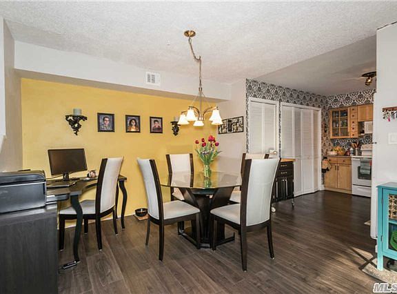 5th image of 212 Springmeadow Dr