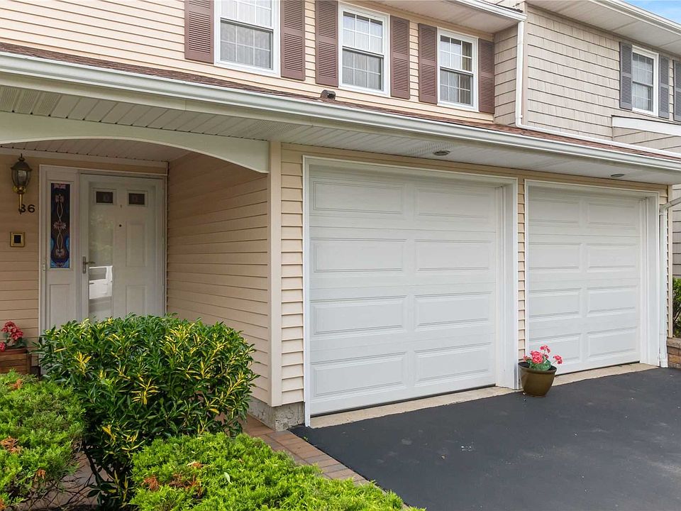 1st image of 86 Woodlake Dr W