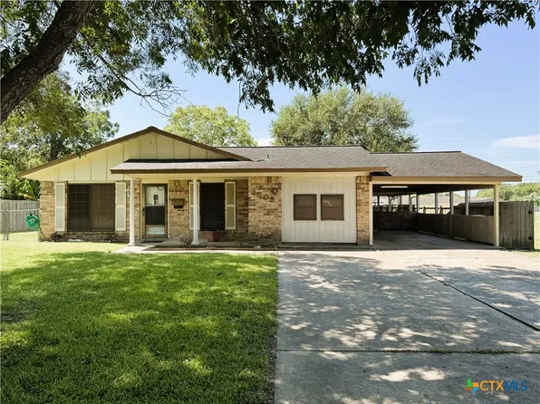 1505 E Polk Ave, Victoria, TX 77901