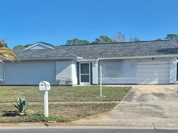 5858 Kenwood Dr, North Port, FL 34287