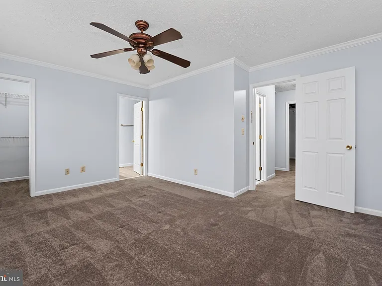 7916 Evesboro Dr — Photo 15