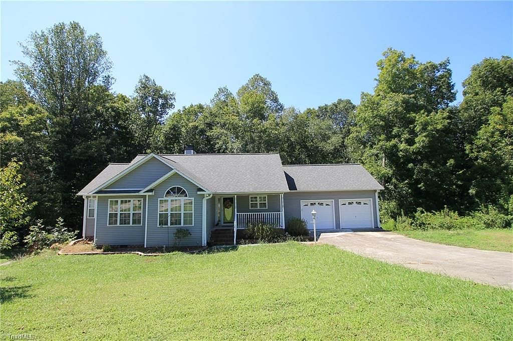389 Colleen Dr, Thomasville, NC 27360 Zillow