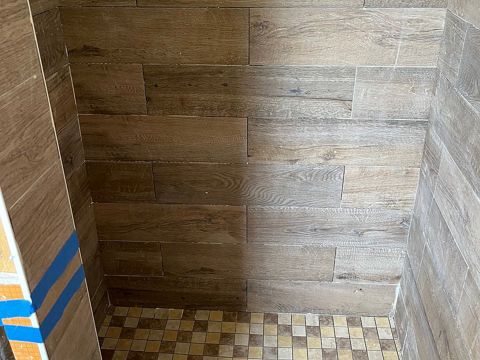 1st image of 61 Bent Oak Dr #61