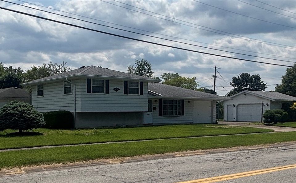 1st image of 2501 W 40th St
