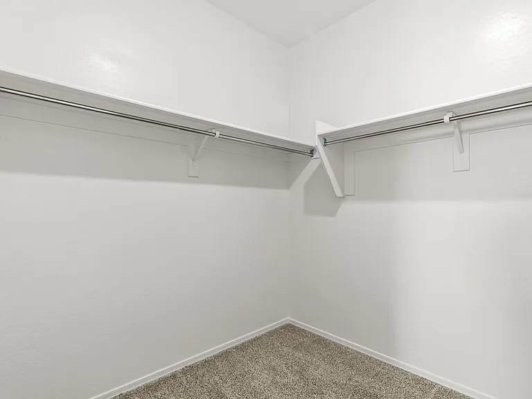 10427 W Parkway Dr — Photo 28