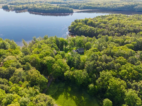213 Fiddlers Reach Road, Phippsburg, ME 04562