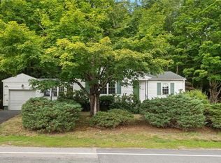268 Old County Rd, Smithfield, RI 02917