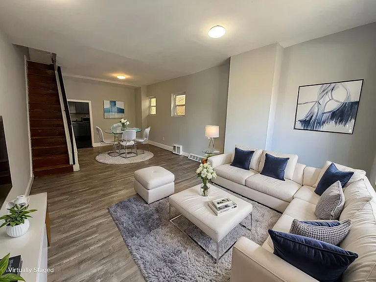 1734 W Atlantic St — Photo 1